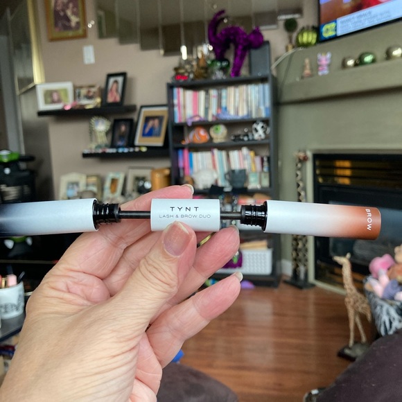 Tynt Lash & Brow Duo of Black Mascara and Brown Gel Gel 5ml x2.  Brand New! - Picture 3 of 5